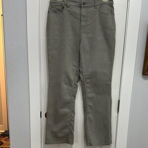 Green Straight-Leg Jeans Women’s size 14